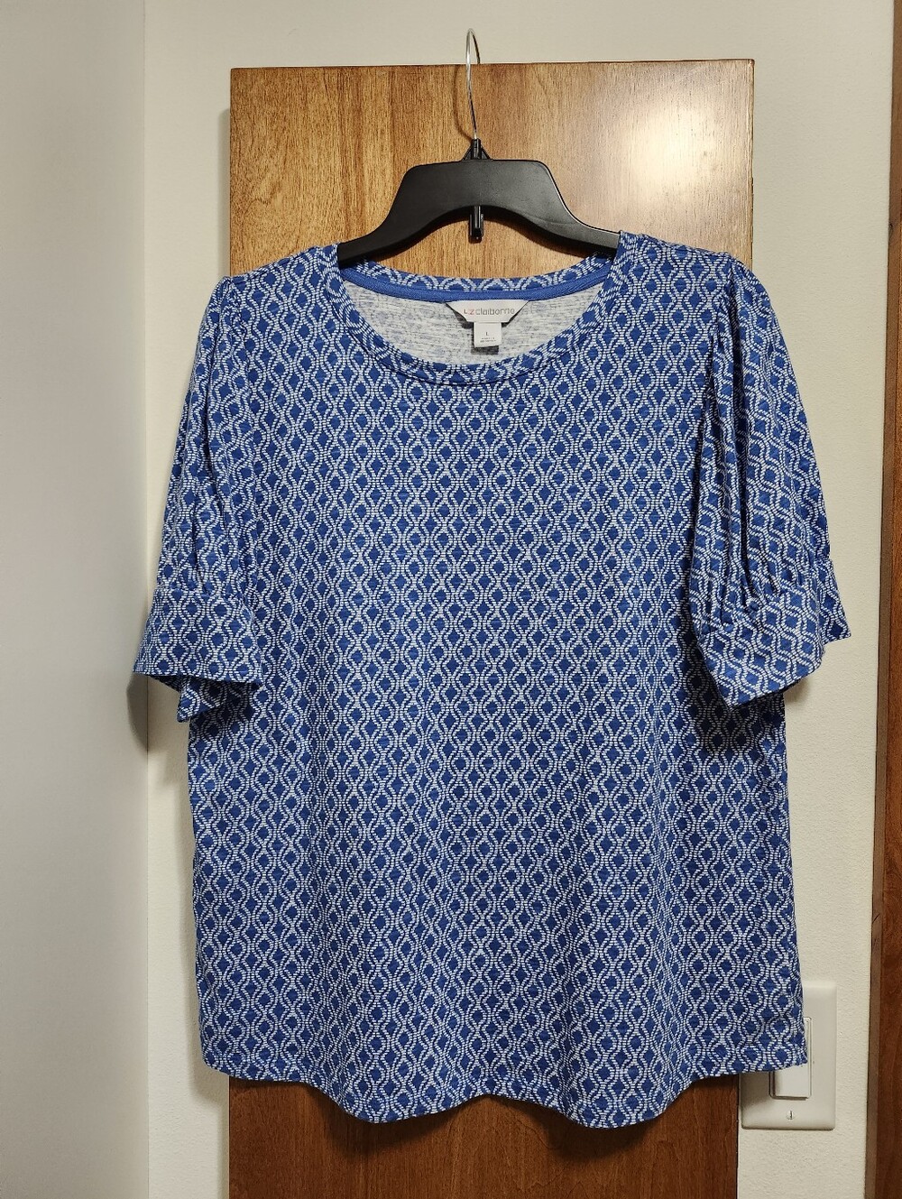 NWOT LIZ CLAIBORNE Size L Top